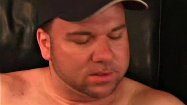 даррин забыл тусовки и жёстко жарит зрелого мужика без тормозов