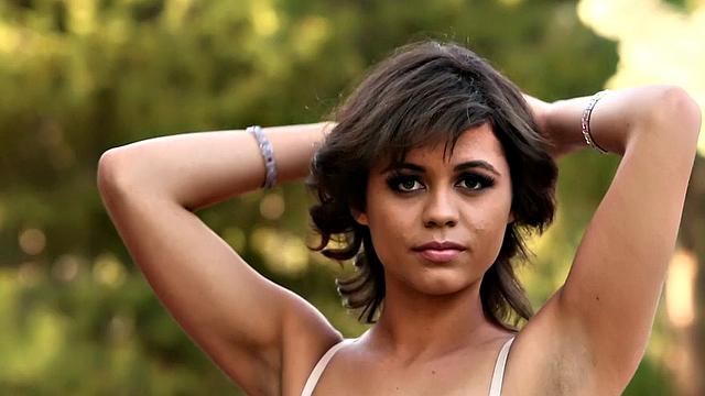 Watch Summer Time Sexy twerk and play with her natural tits in hot lingerie outdoors