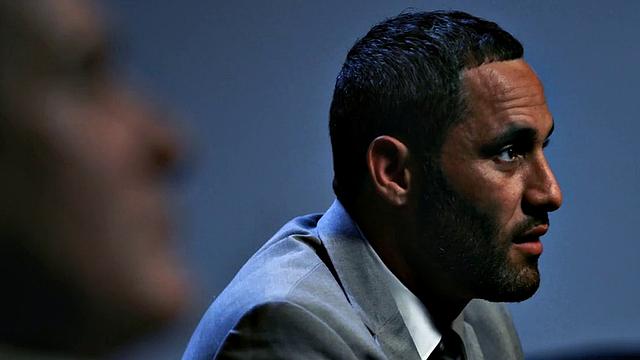 Dirtytalking babe rammed on couch after cock sucking