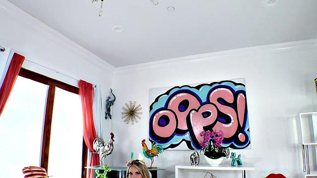 Buttsex Magic With Candice