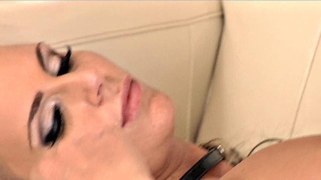 Thick Blonde Phoenix Marie Gets Daily Cock Fulfillment