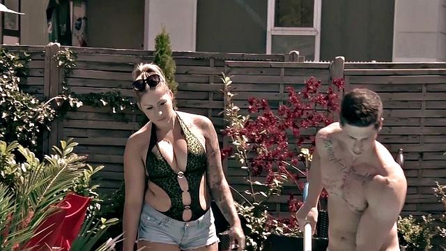 Big Mama Hunting For Sperm, Now It's White