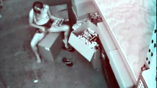 Real teen rubbing her pussy