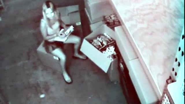 Real teen rubbing her pussy