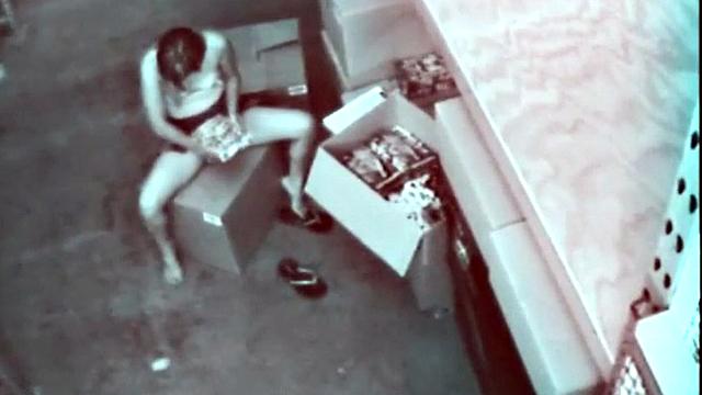 Real teen rubbing her pussy