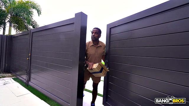 Hands to Delivery Here!