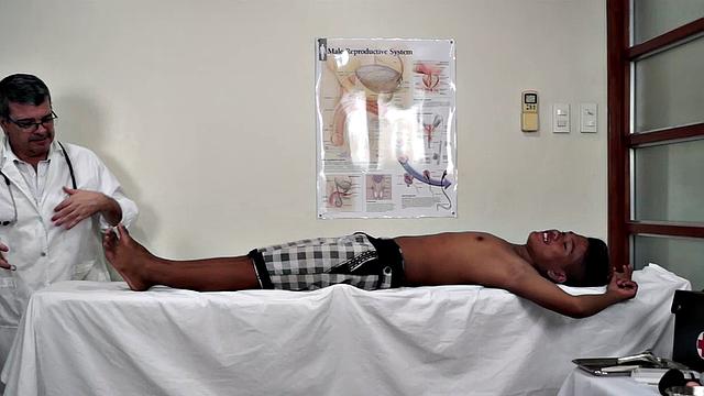 Kinky Doctor Tickles is delighted to have a cute new Asian boy for his tickling fetish treatment. But Russel isn't that ticklish, sadly.