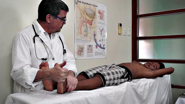 Kinky Doctor Tickles is delighted to have a cute new Asian boy for his tickling fetish treatment. But Russel isn't that ticklish, sadly.