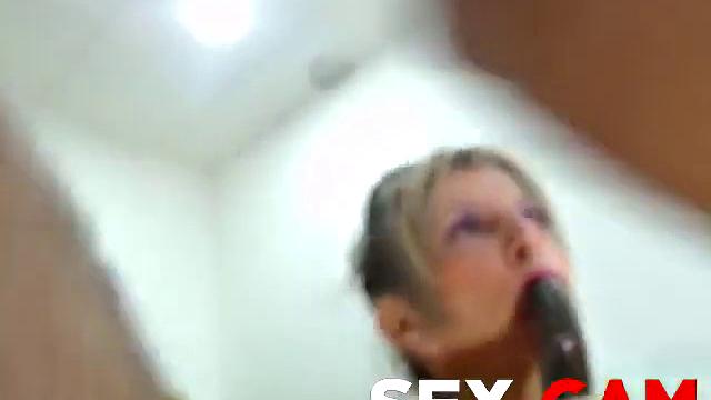 Slutty Wife fucks her Big wet Cunt