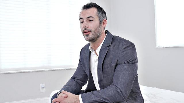 Yeah, Get Tongue Up There!