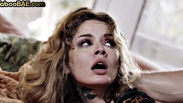 Big booty stepmom smashed by stepson in wet pussy