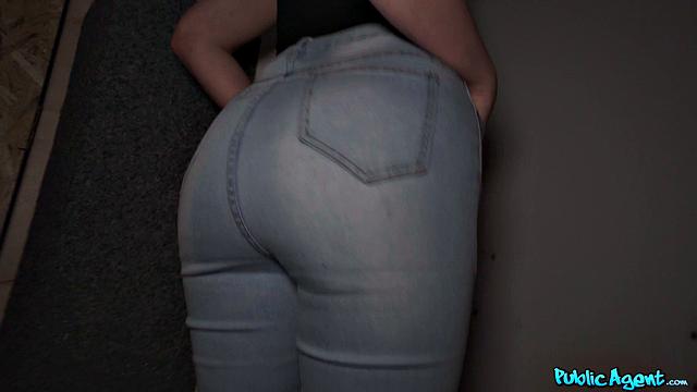 Aussie Can Handle Balls