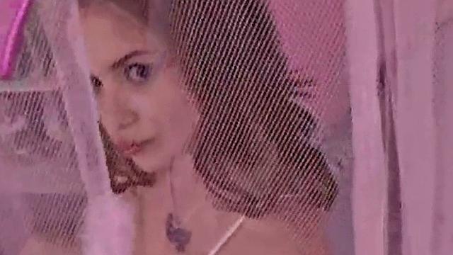 Cute teen masturbates in her bed