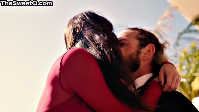 Petite 21yo babe drilled outdoors