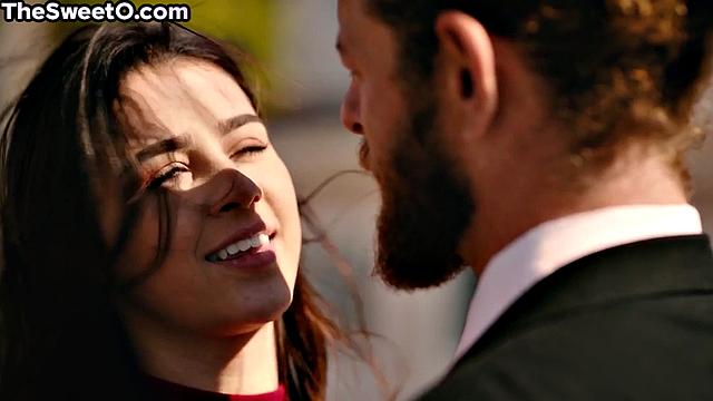 Petite 21yo babe drilled outdoors