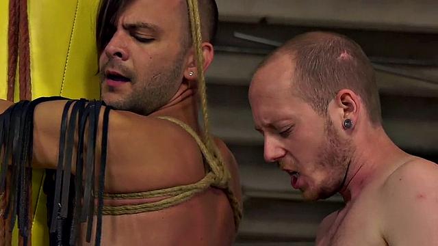 Sean Uses Dante's Bareback Hole - Dante Lucas &amp;amp; Sean Taylor