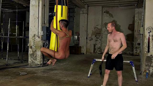 Sean Uses Dante's Bareback Hole - Dante Lucas &amp;amp; Sean Taylor
