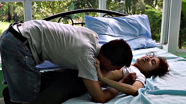 Skinny amateur twink gets fucked in ass at home