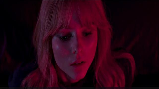 Thomasin McKenzie hot, Anya Taylor-Joy sexy, bra