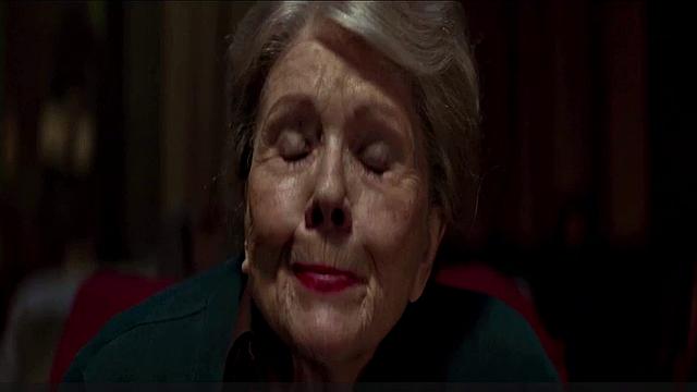 Thomasin McKenzie hot, Anya Taylor-Joy sexy, bra