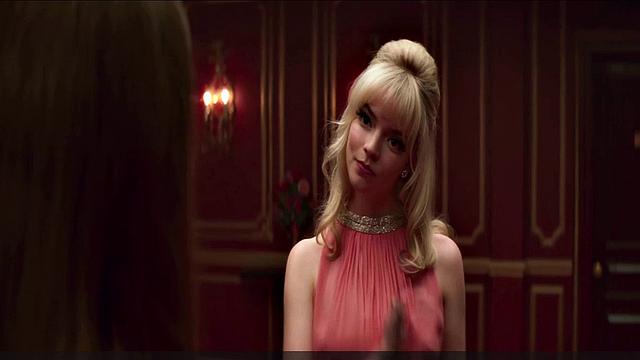 Thomasin McKenzie hot, Anya Taylor-Joy sexy, bra