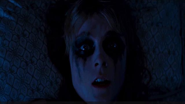 Thomasin McKenzie hot, Anya Taylor-Joy sexy, bra