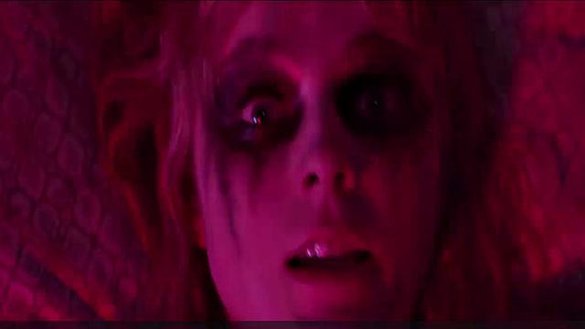 Thomasin McKenzie hot, Anya Taylor-Joy sexy, bra