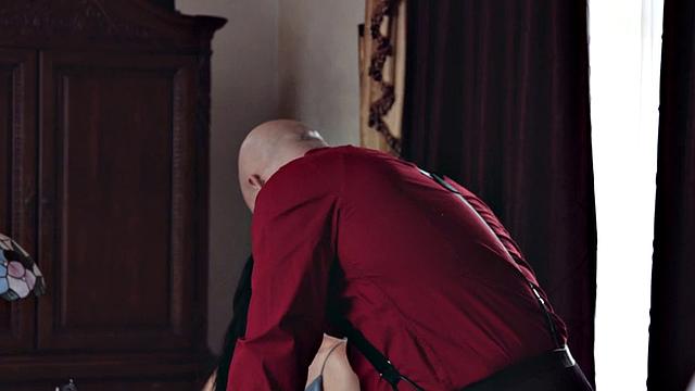 Gagging babe fucked in her hairy muff on the bed