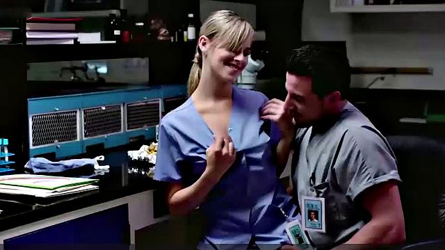 Scout Taylor-Compton nude, Jillian Janson sex scene