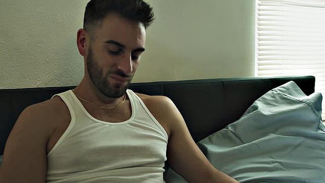 Experienced Sex Worker Teaches Newbie Roommate How To Film - Liam Hunt, Sumner Blayne - DisruptiveFilms