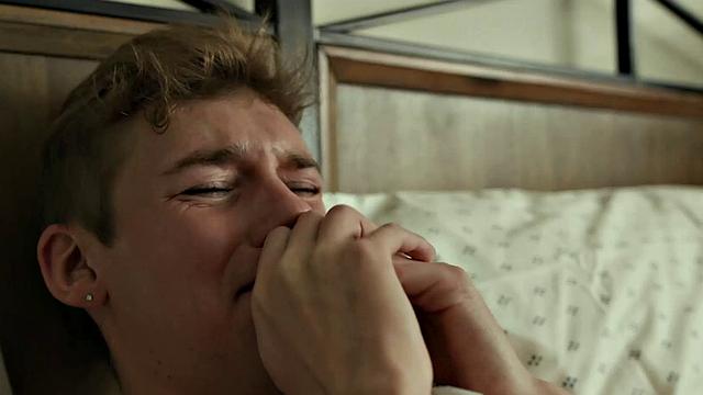 Experienced Sex Worker Teaches Newbie Roommate How To Film - Liam Hunt, Sumner Blayne - DisruptiveFilms