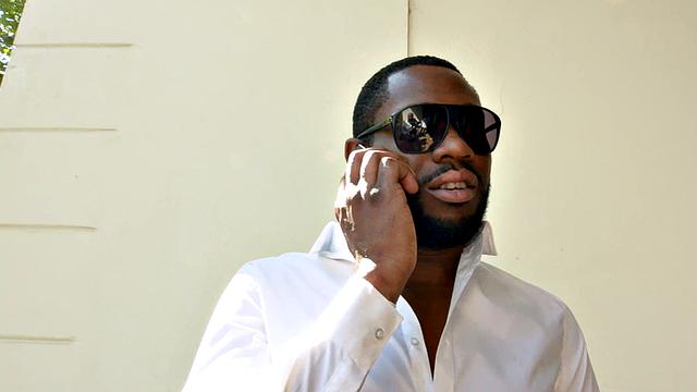 прогулка по лесу закончилась двойным кремпайем в попу и киску