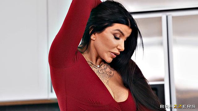 Milf Teaches Him The Ways Of The Trade