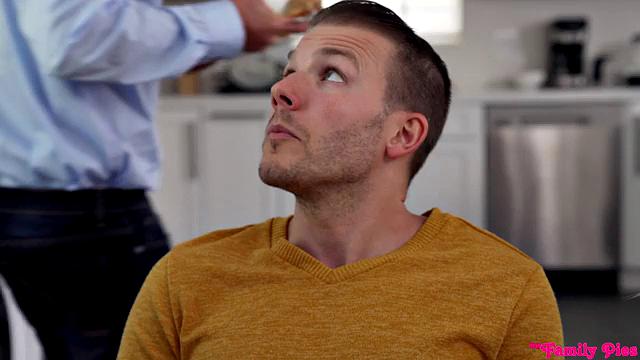 Stepbrother Is Thankful For His - S22:E3