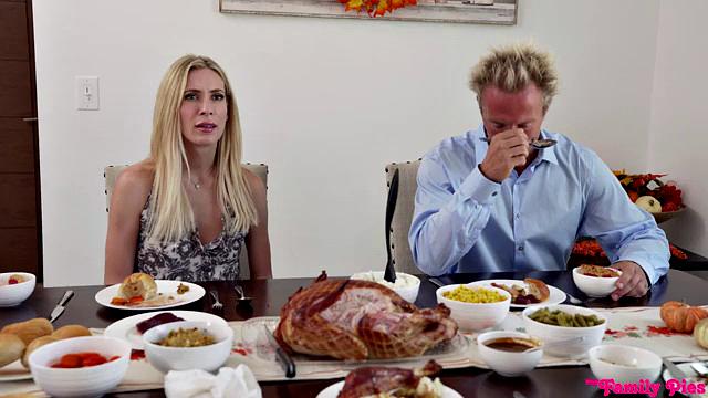 Stepbrother Is Thankful For His - S22:E3