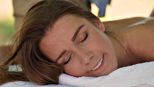 21 NATURALS - Gorgeous Alexis Crystal Gets Her Ass Fucked During Outside Massage