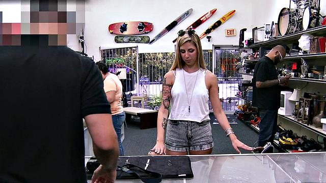Pawnshop beauty enjoys blowing dick b4 warm load in mouth
