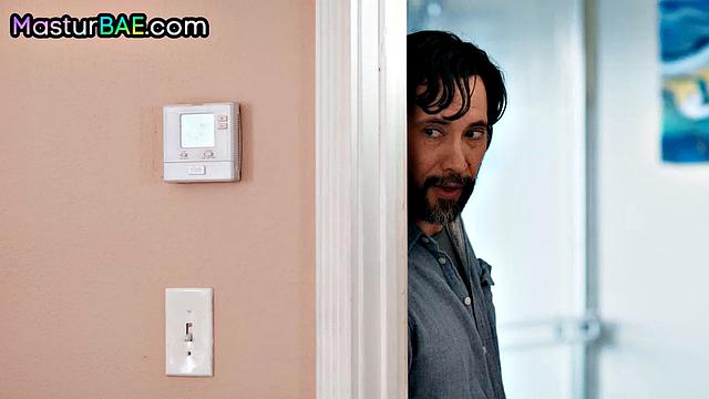 Horny stunning babe pussy destroyed