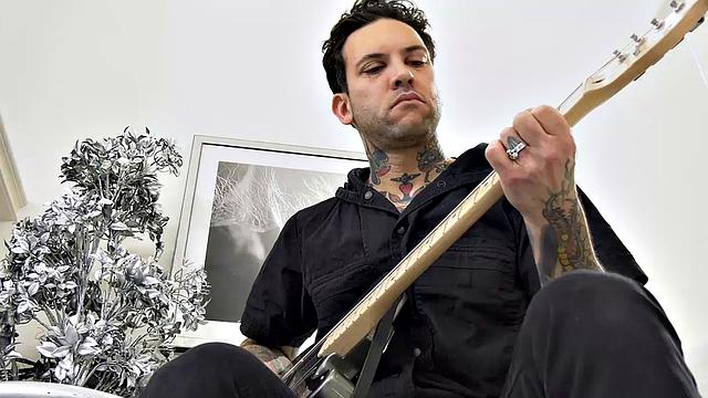 Brunette Deepthroating A Big Dick Before Getting it Deep in Her Big Ass