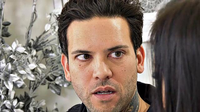 Brunette Deepthroating A Big Dick Before Getting it Deep in Her Big Ass