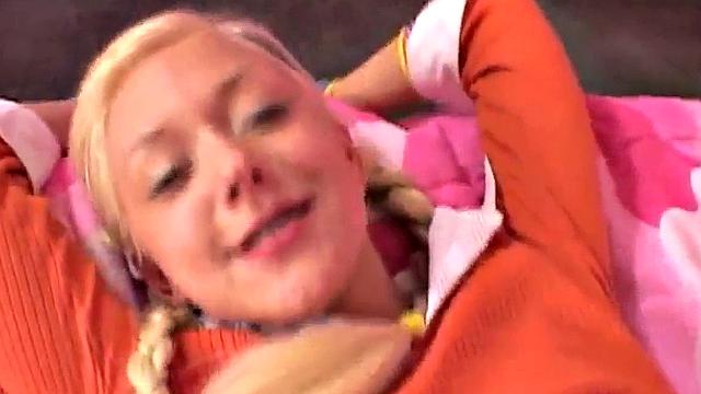 Cock hungry teen getting pussy fucked