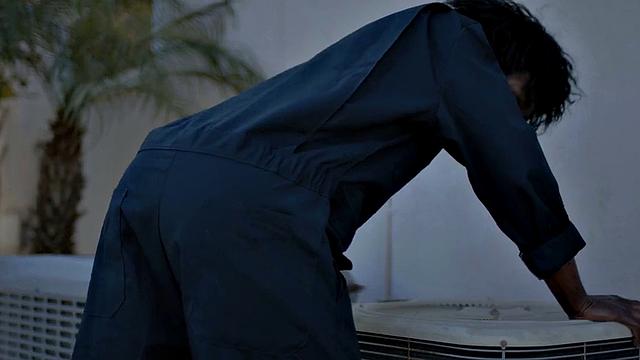 Barebacking black jock pounds twinks analhole after lick