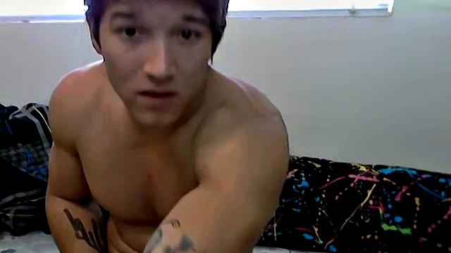 Muscular Stud Jerks Off in Front of the Guys - Jizzy McBone