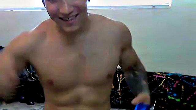 Muscular Stud Jerks Off in Front of the Guys - Jizzy McBone