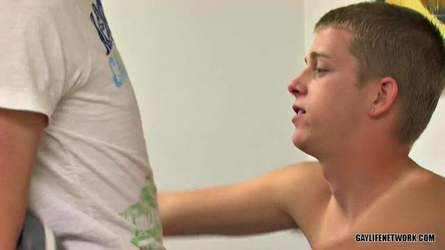 Postponing The Movie For Sex - Kayden Daniels & Spencer London