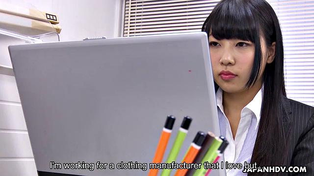 Юи Аясе скачет так, что даже конь бы завидовал