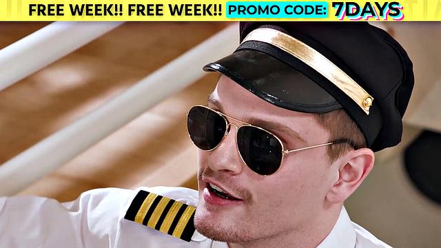 Джэй Ти и Кэрри Эмберлин: рыжая транса-стюардесса развлекает пилота после долгого рейса