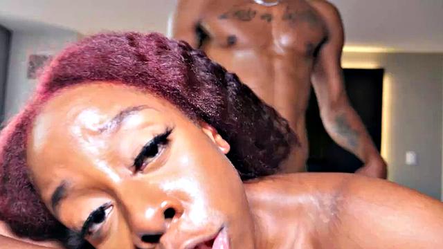 stretch3x in her pussy long strokes Nicole Valentine big booty