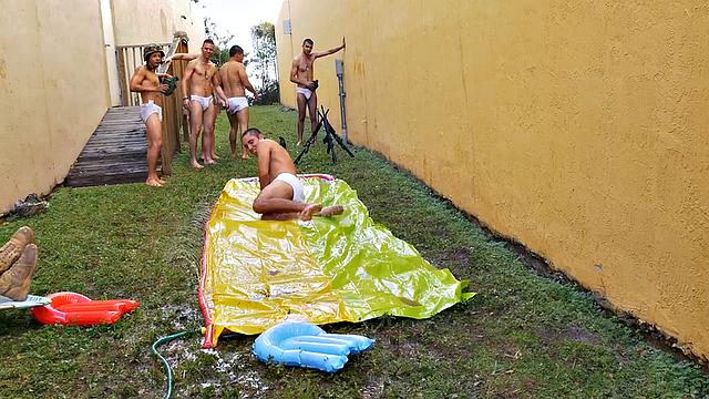 Cockriding army guy fucked in anal hole by nasty stud