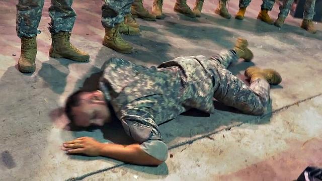 Cockriding army guy fucked in anal hole by nasty stud